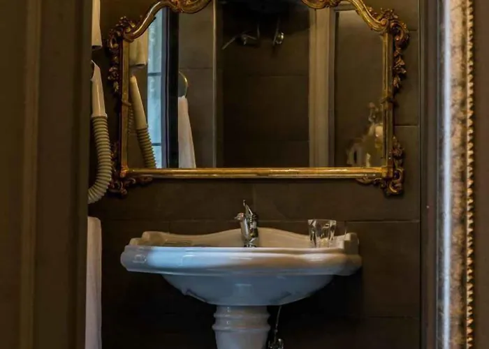 Otel Antica 3*